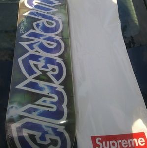Supreme skateboard SS18 week 11